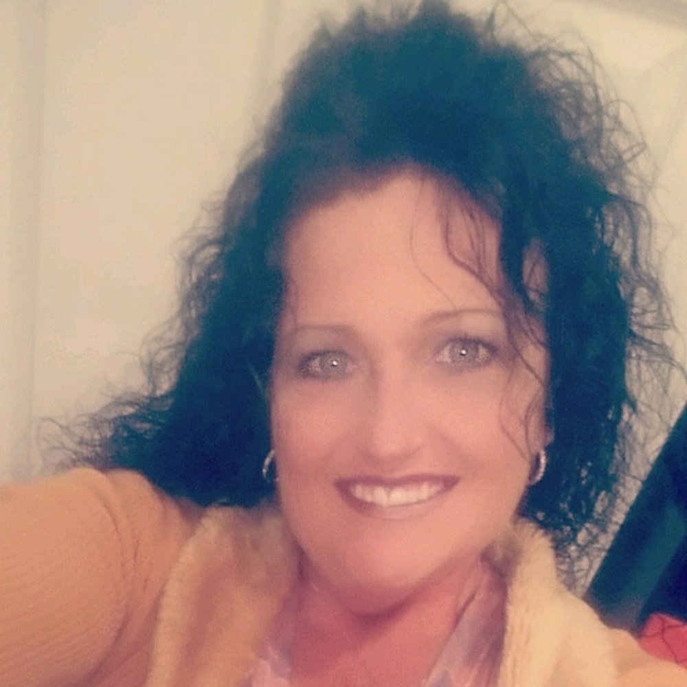 Meet your Posher, Kelli